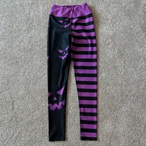 Vastitch ~ Halloween Leggings ~ Purple/Black ~ S